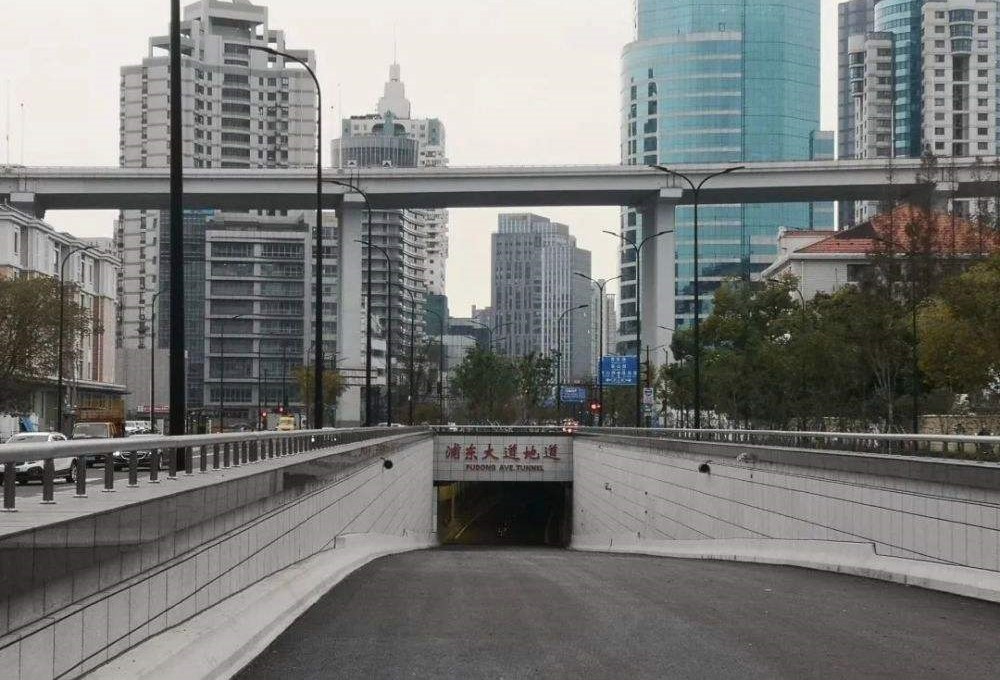 上海東西通道攜手上海勛飛系列產(chǎn)品，保障地下通道安全暢通(圖2)